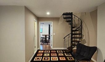 1 Davos Dr 1, Alloway, NJ 07462