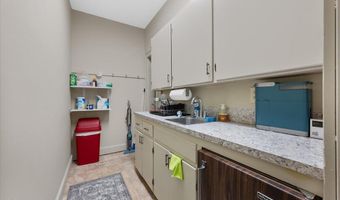 121 NW Russell Rd, Abingdon, VA 24210