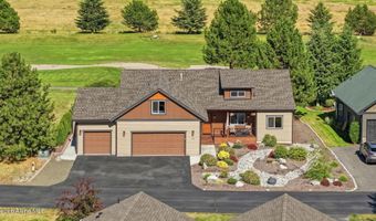 150 Links Dr, Blanchard, ID 83804