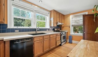 3191 Glenmore Ave, Cincinnati, OH 45211
