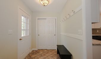 4 Jennifer Ln, Amherst, NH 03031