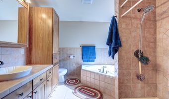 30049 Sunnyside Ct, Arkansas City, KS 67005