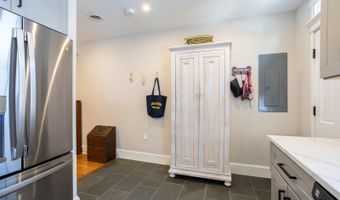 32 CORNHILL St, Annapolis, MD 21401