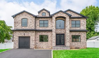 78 Shafter Ave, Albertson, NY 11507