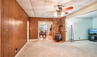 333 E WEYMOUTH Rd, Vineland, NJ 08360