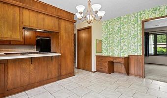 4715 Rolling Meadows Rd, Bartlesville, OK 74006