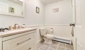 231 Shady Valley Rd, Coventry, RI 02816
