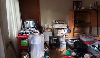 30 Hollywood Ave, Coventry, RI 02816