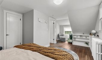 72 Kane Ave, Middletown, RI 02842