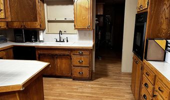 405 Avenue Q, Beaver, OK 73932
