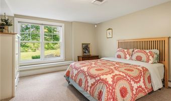 1003 Fort Getty Rd, Jamestown, RI 02835