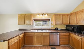912 Greene St, Adel, IA 50003