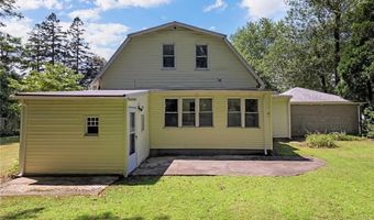 40 Lima St, Warwick, RI 02889