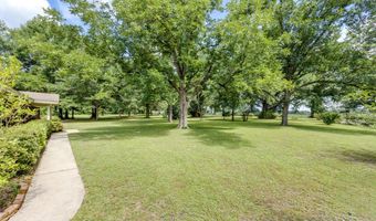 1318 John Riley Barnhill Rd, Baker, FL 32531