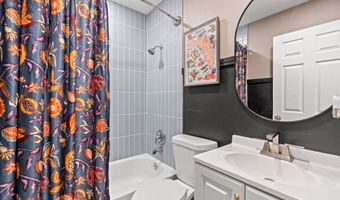 6837 TOM THUMB Dr, Jacksonville, FL 32210