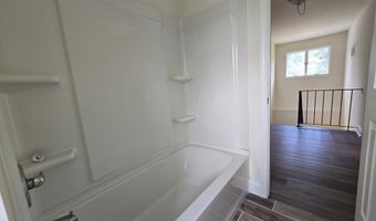 490 W DUCK CREEK Rd, Clayton, DE 19938
