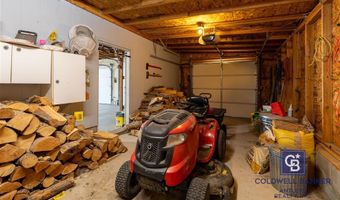 62 Hitching Post Dr, Cody, WY 82414