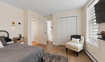 24 Pleasant St, Bangor, ME 04401