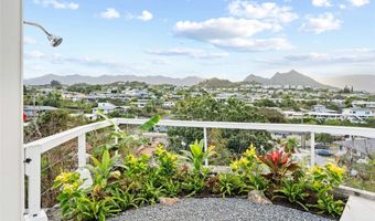 1373 Kupau St, Kailua, HI 96734