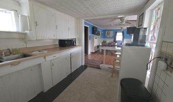 17 Marsh Rd, Belfast, ME 04915