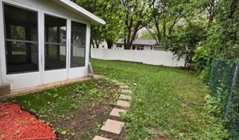 654 Longview Dr, Antioch, IL 60002