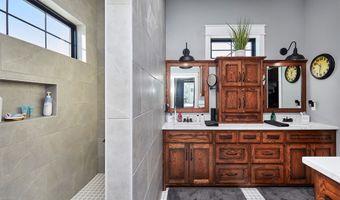 233 NE 60th Ct, Ankeny, IA 50021