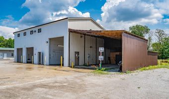 1712 S Wayne Ave, Auburn, IN 46706
