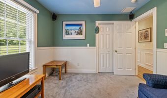 325 Westwood Rd, Bristol, CT 06010