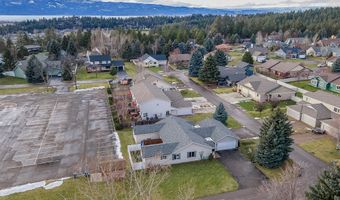 112 O'Brien Ter A, Bigfork, MT 59911