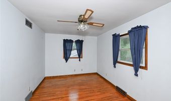 1423 Shanabrook Dr, Akron, OH 44313