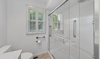 39 Green Hill Ln, Cheshire, CT 06410