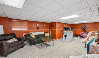 23882 Monroe St, Armada, MI 48005