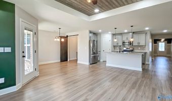 16504 Eden Dr, Athens, AL 35613