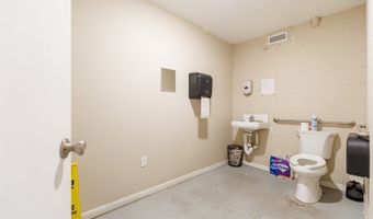 804 W Mitchell St, Adel, GA 31620