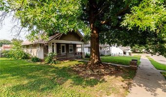 905 Parallel St, Atchison, KS 66002