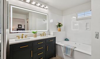 12 Britt Ct, Alameda, CA 94502