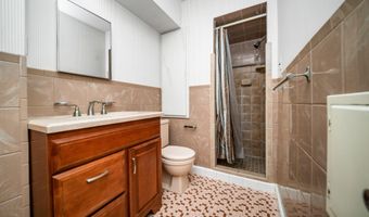 2125 Needham Rd, Ann Arbor, MI 48104