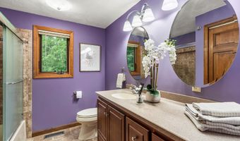 301 N Amherst Rd, Bedford, NH 03110