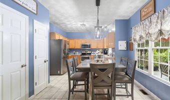38 Audubon Ln, Coventry, RI 02831