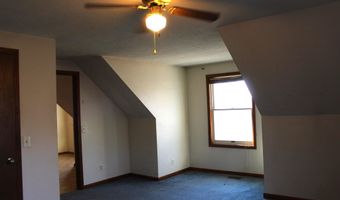 880 W Mashie Ct, Angola, IN 46703