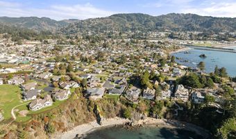 7208 EDGE CLIFF Dr, Brookings, OR 97415