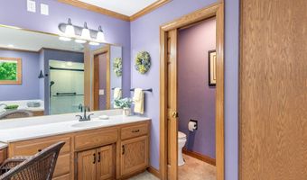 1501 S Weimar St, Appleton, WI 54915