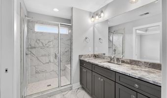 2106 MOORES MILL Rd 106, Auburn, AL 36830