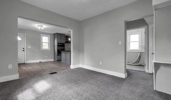 33 School St, Ashville, OH 43103
