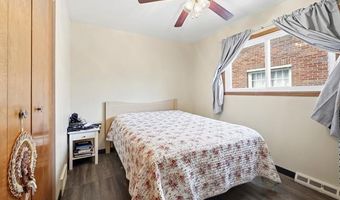 15274 Regina Ave, Allen Park, MI 48101