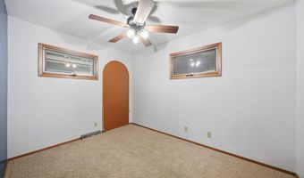 1513 N 16th St, Beatrice, NE 68310