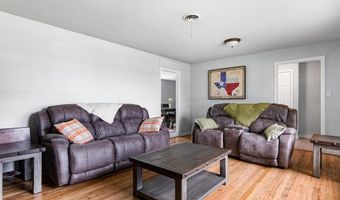 1411 Parker Dairy Rd, Alvord, TX 76225