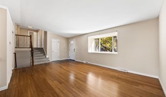 8227 Yarrow Ct, Arvada, CO 80005