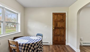 10 Penley St E, Augusta, ME 04330