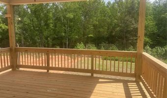 306 Rodeo Dr, Auburn, GA 30102
